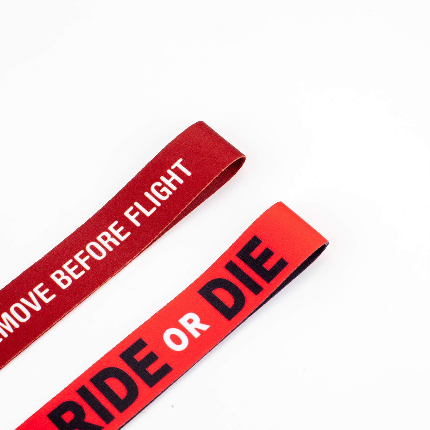luggage tag belt
